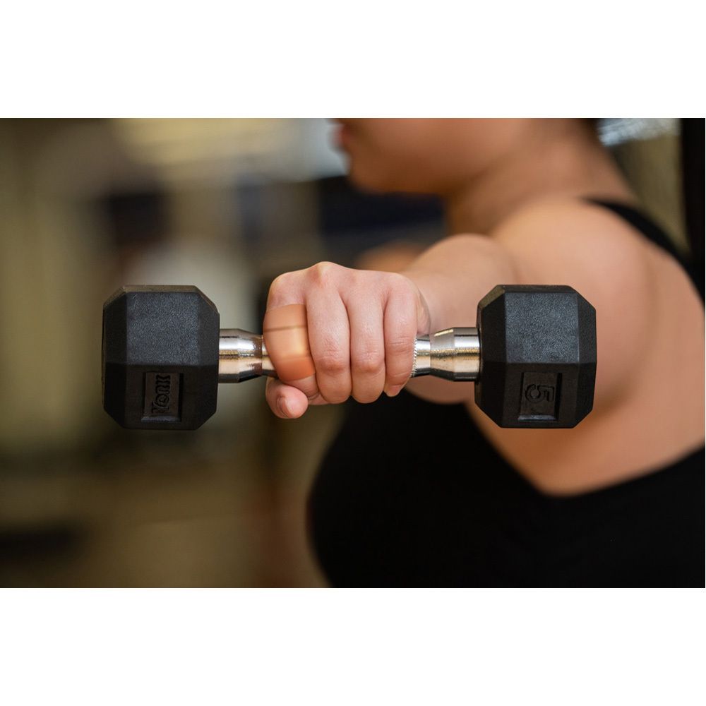 Nexcare flexible foam active. 10 pansements. Résistant à l'eau, longue durée. 10 x 6 cm. Emballage.