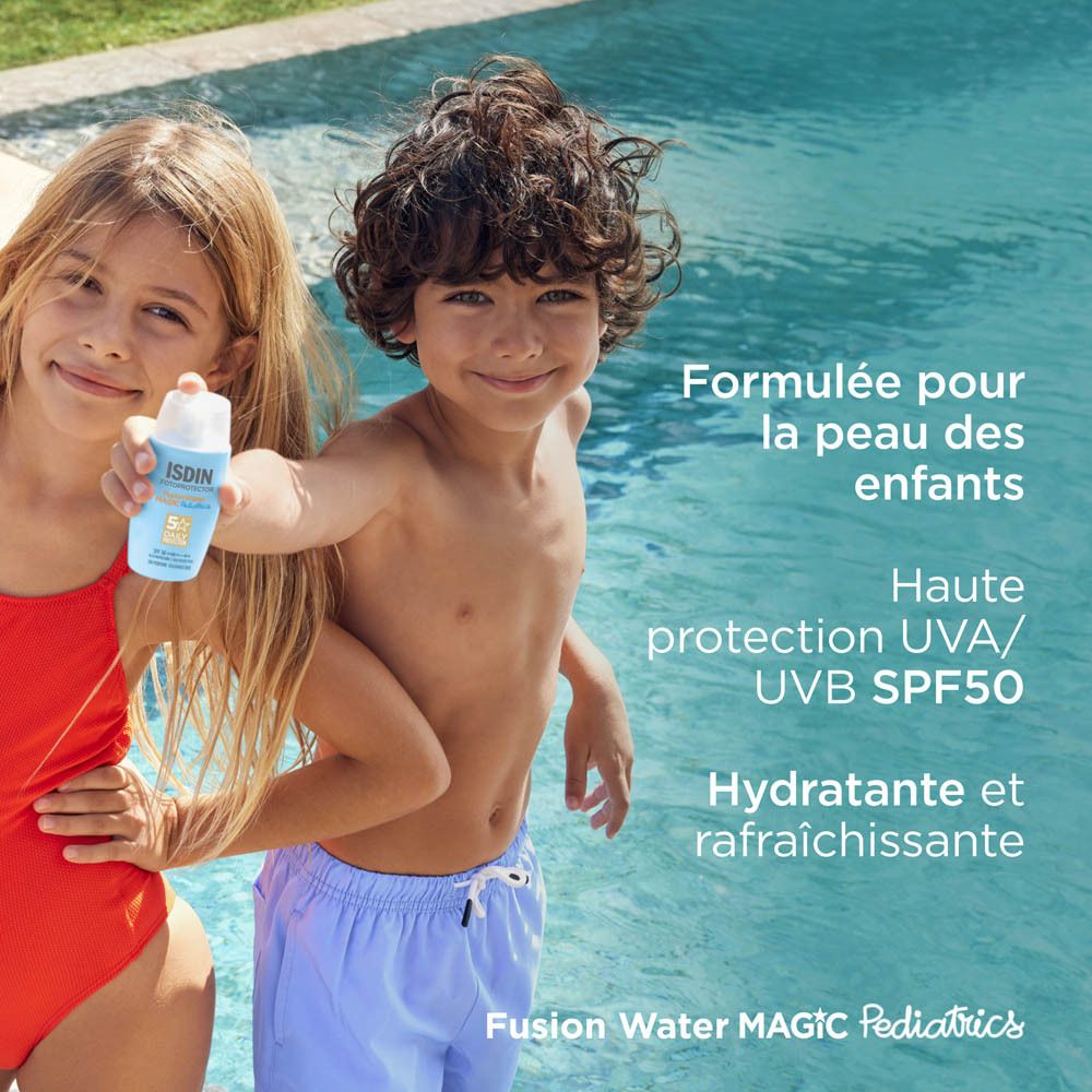 Dos du flacon. Inscription : ISDIN, Fotoprotector, FusionWater, Pediatrics. Texte en plusieurs langues.