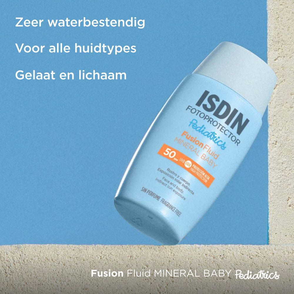 Flacon bleu. Texte: Très résistant à l'eau, pour tous types de peau, visage et corps. ISDIN.