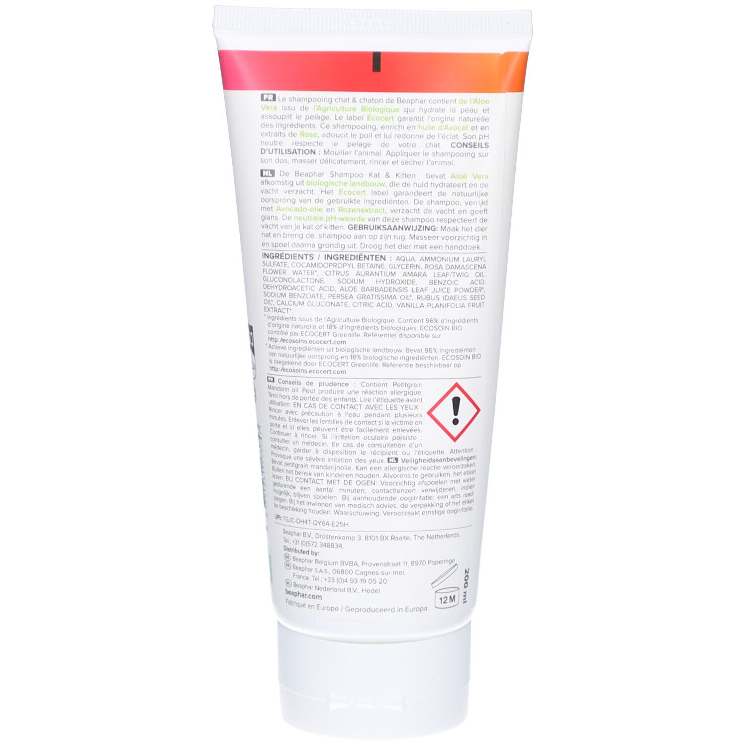 Dos du tube de shampooing. Texte avec ingrédients et avertissements. Symbole 12M.