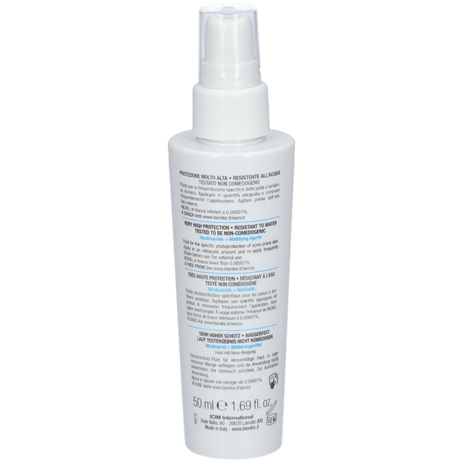 Flacon blanc avec vaporisateur. Texte au dos. Marque BioNike. 50 ml.