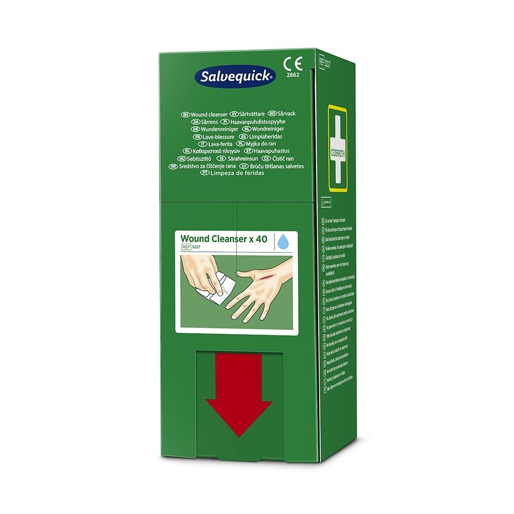 Lingette Salvequick pour le nettoyage des plaies, emballée individuellement.