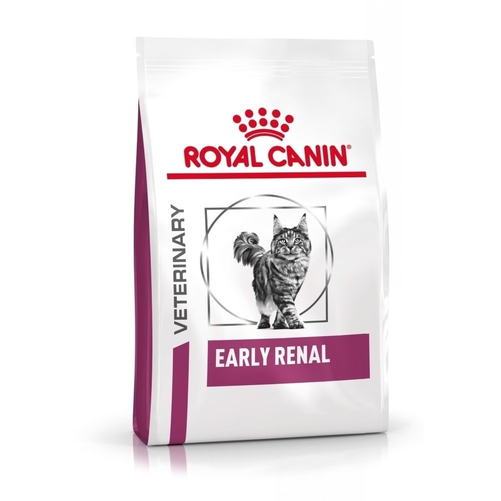 Sac de croquettes ROYAL CANIN® Veterinary Feline Early Renal avec un chat.