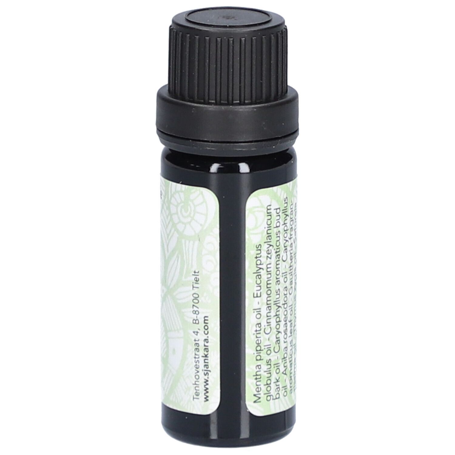Bouteille d'huiles essentielles. L'étiquette indique l'adresse et le site web. Contient la liste des ingrédients.