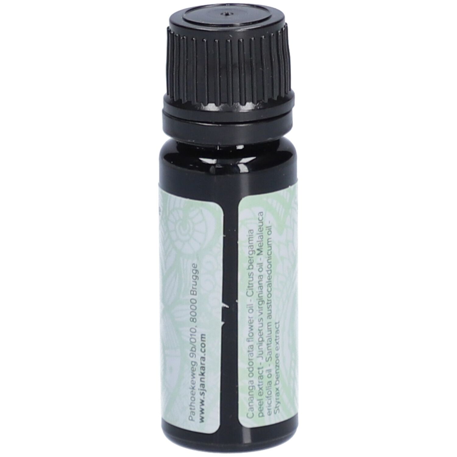 Flacon en verre brun foncé avec bouchon à vis noir. Étiquette "Sjankara Synergie Exotisch Exotique 11 ml".