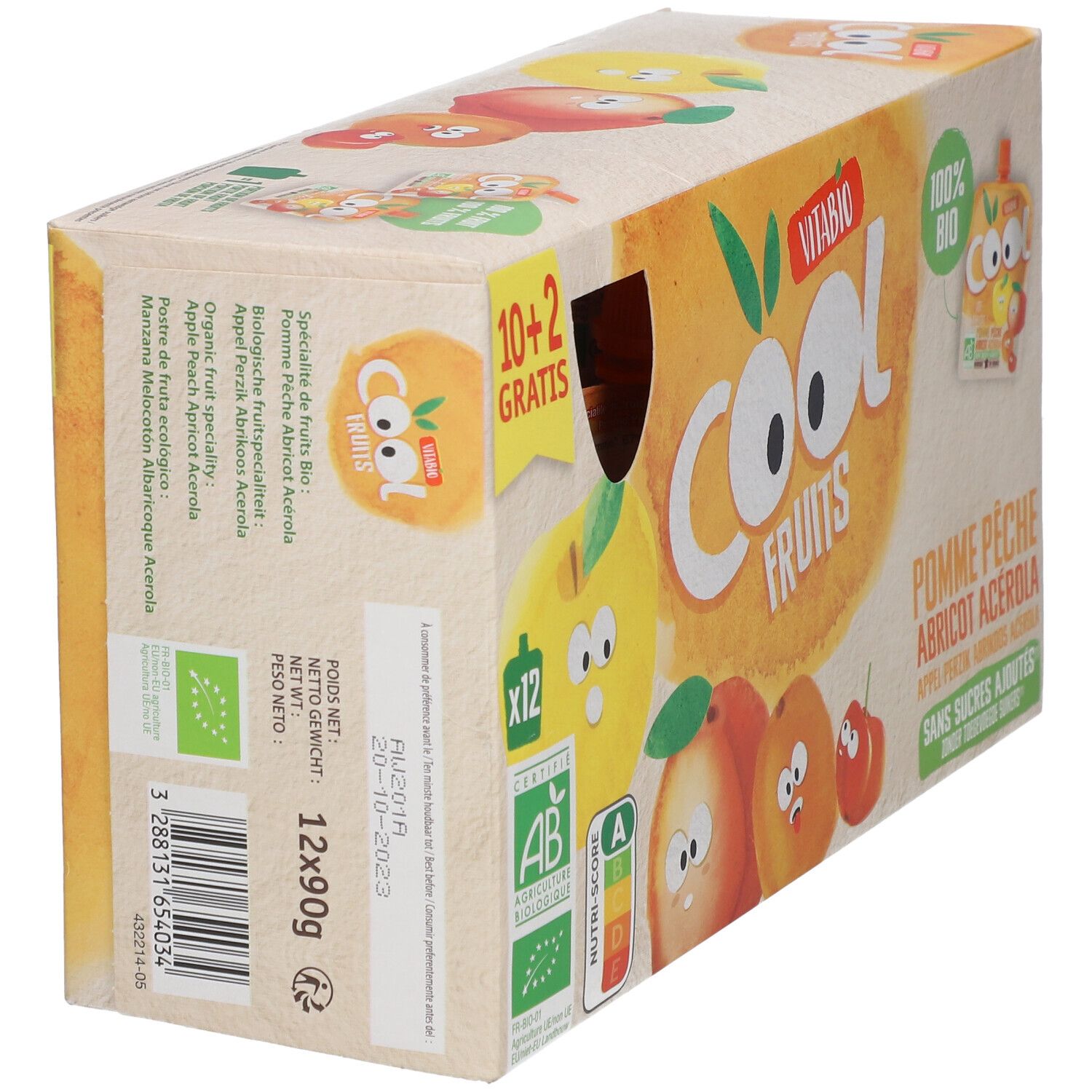 Vue oblique de la boîte VITABIO Cool Fruits. Ingrédients : pomme, pêche, abricot, acérola. Label bio visible.