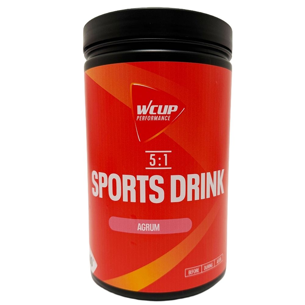 Boîte rouge de poudre WCUP Agrumes Sports Drink. Contient 34x portions de 30g, pH neutre, plus de 4 sucres.