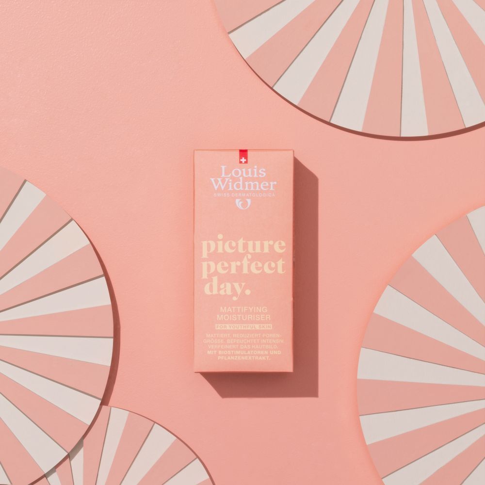 Louis Widmer Mattifying Moisturiser - picture perfect day