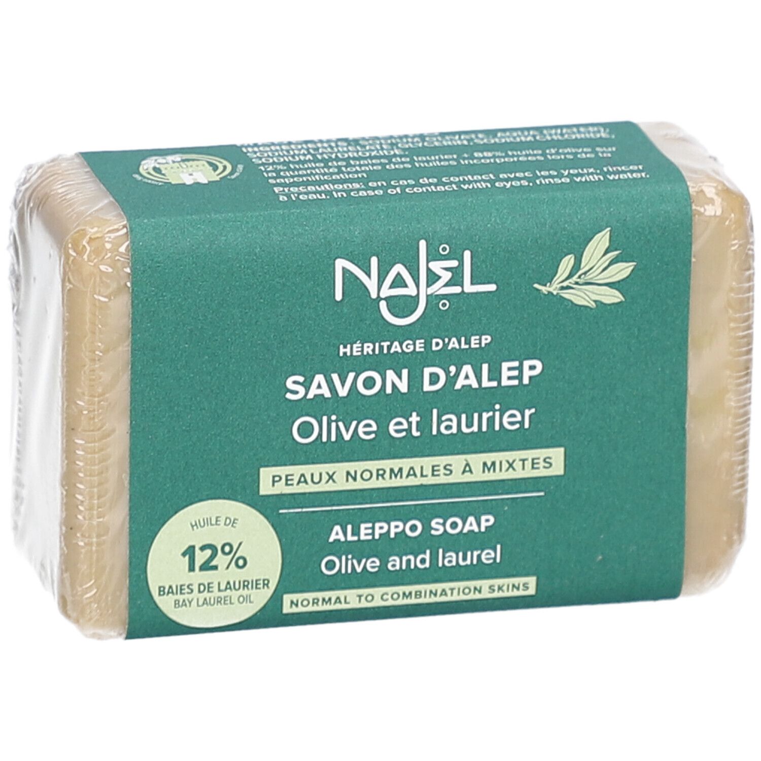 Savon emballé, étiquette verte. Inscription: Najel, Savon d'Alep Olive et Laurier, Peaux normales à mixtes. 12% Baies de Laurier.