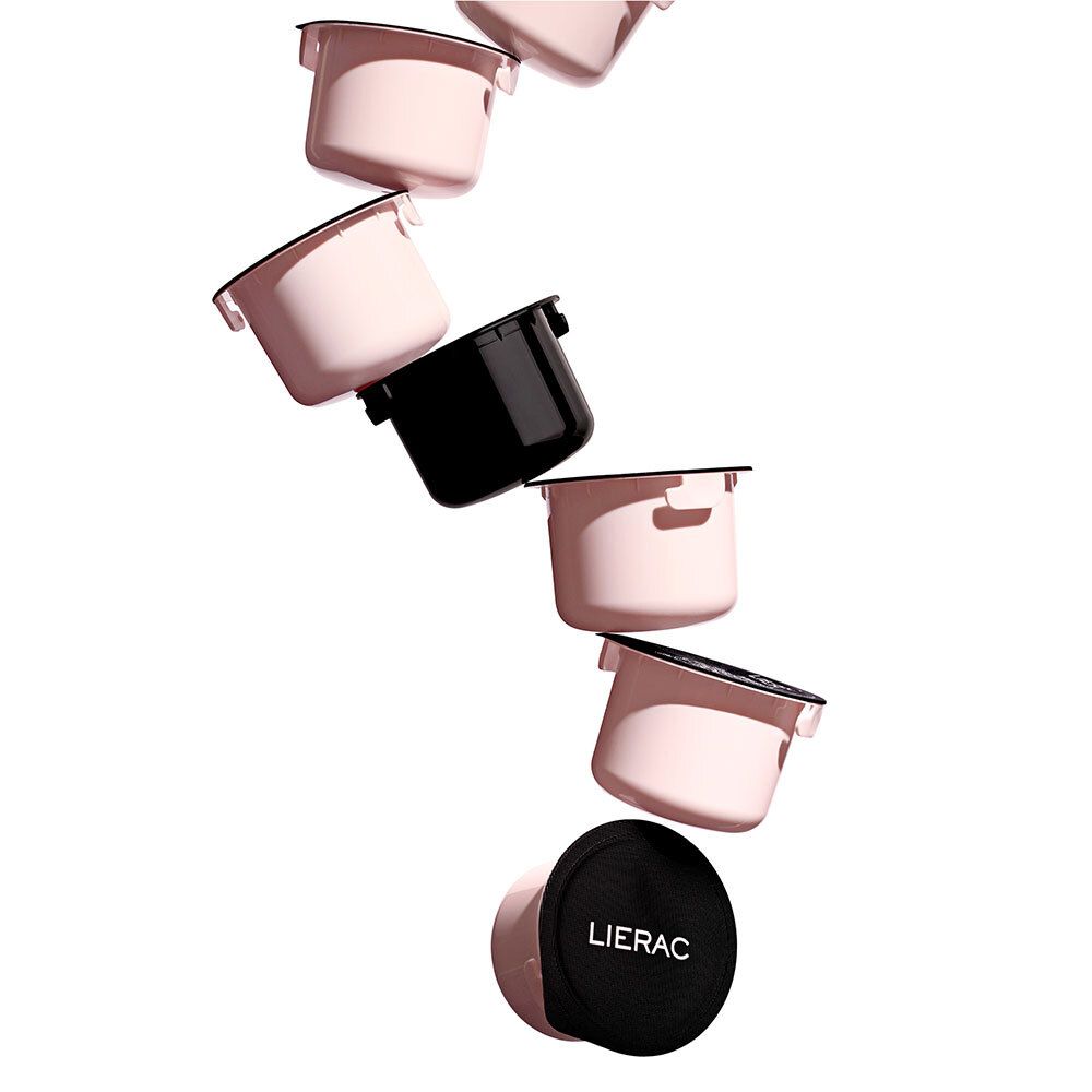 Plusieurs recharges roses avec couvercles noirs. Marque LIERAC.