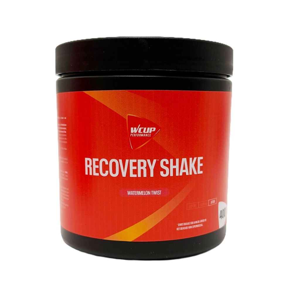 Boîte rouge avec WCUP Recovery Shake Watermelon, nutrition sportive, design pastèque.