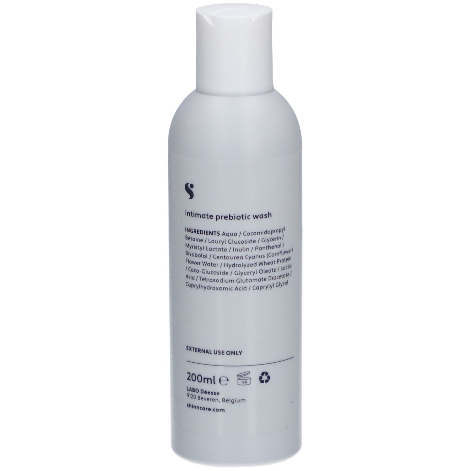 Flacon gris avec bouchon blanc. Ingrédients au dos, 200ml et coordonnées. Inscription : Intimate prebiotic wash.