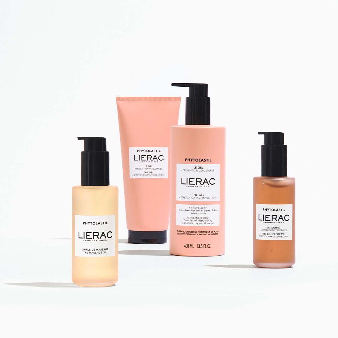 Quatre produits. Inscriptions : LIERAC, LE GEL, THE GEL, HUILE DE MASSAGE. Différents emballages.