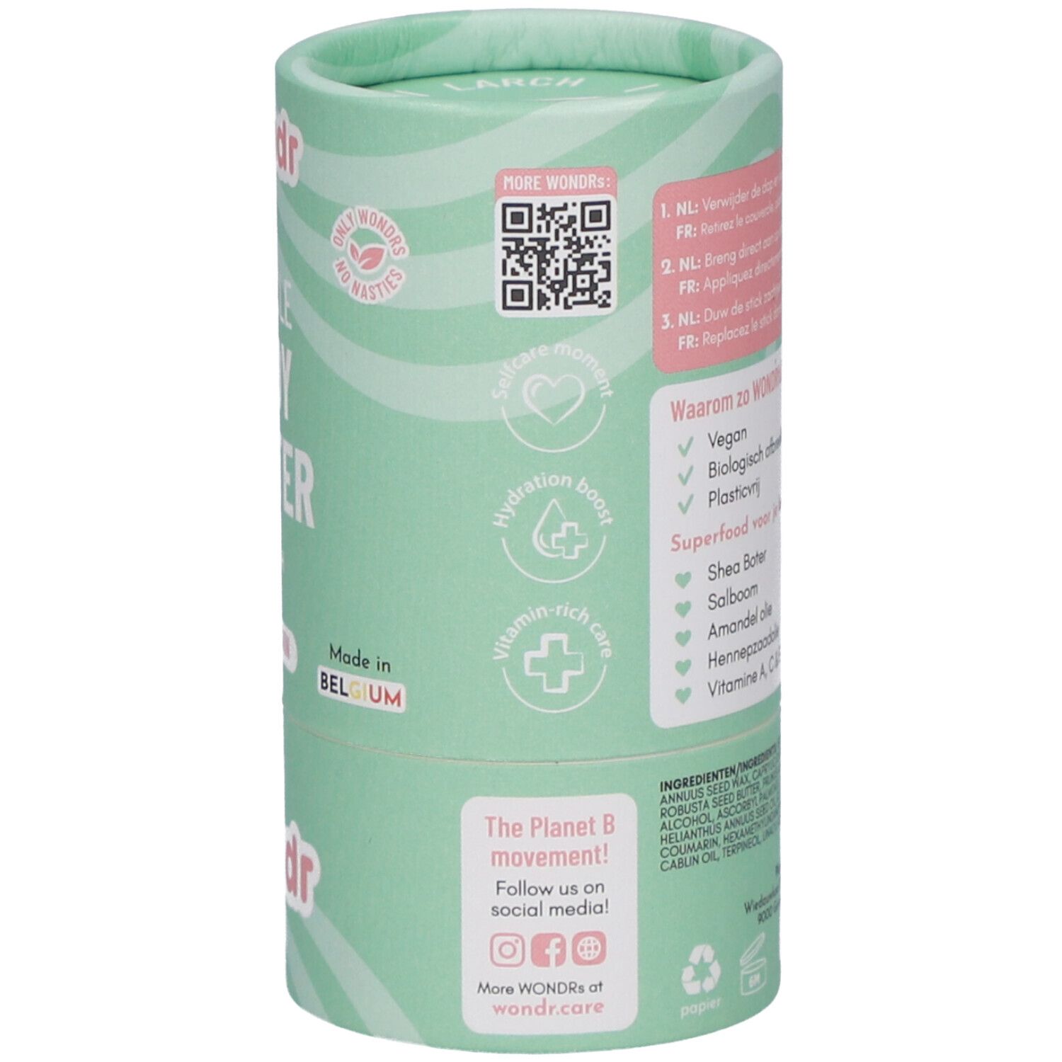 Dos de l'emballage cylindrique. Texte: Avantages, ingrédients, QR code, icônes réseaux sociaux. Fabriqué en Belgique.