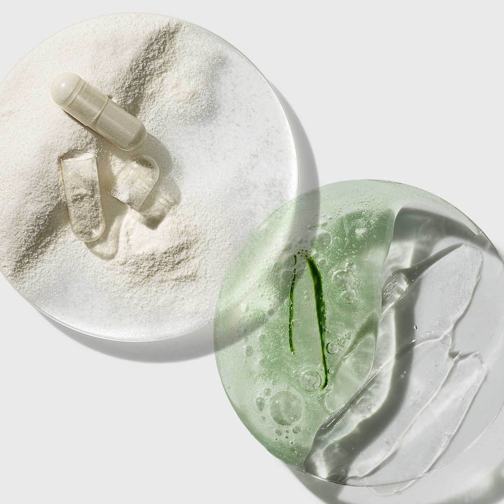 Aloe Bioferment + HA Complex et Provitamine D en poudre et en gel.