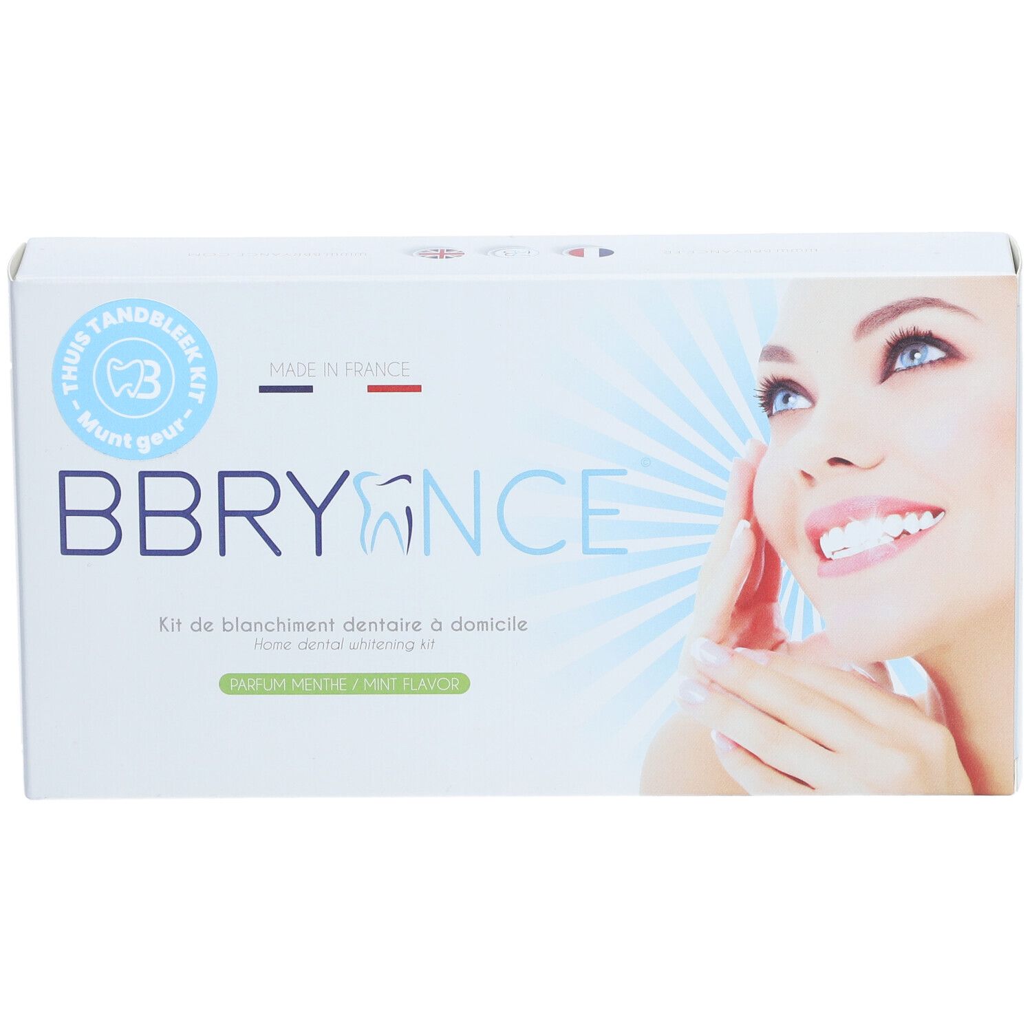 Boîte de kit de blanchiment dentaire Bbryance. Marque et visage souriant. Saveur menthe.