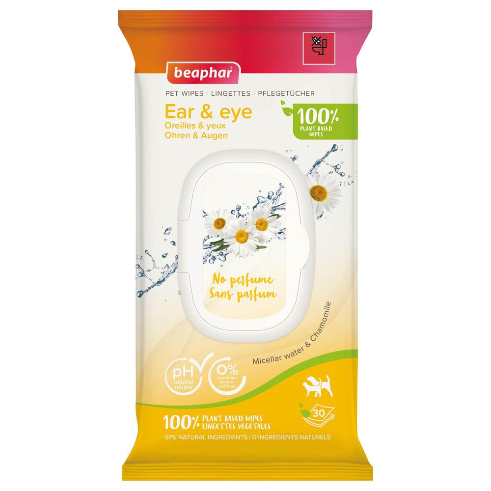 Paquet de lingettes. Inscription "beaphar Ear & eye". Couvercle avec fleurs de camomille. 100% lingettes végétales, sans parfum.