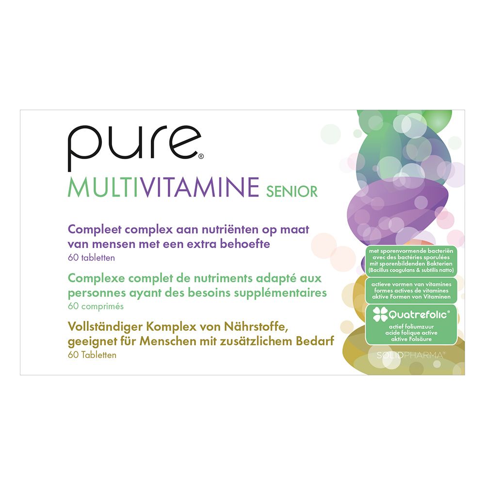 Deux boîtes pure® Multivitamine Senior. Inscriptions, flèches et texte. Fond marron.