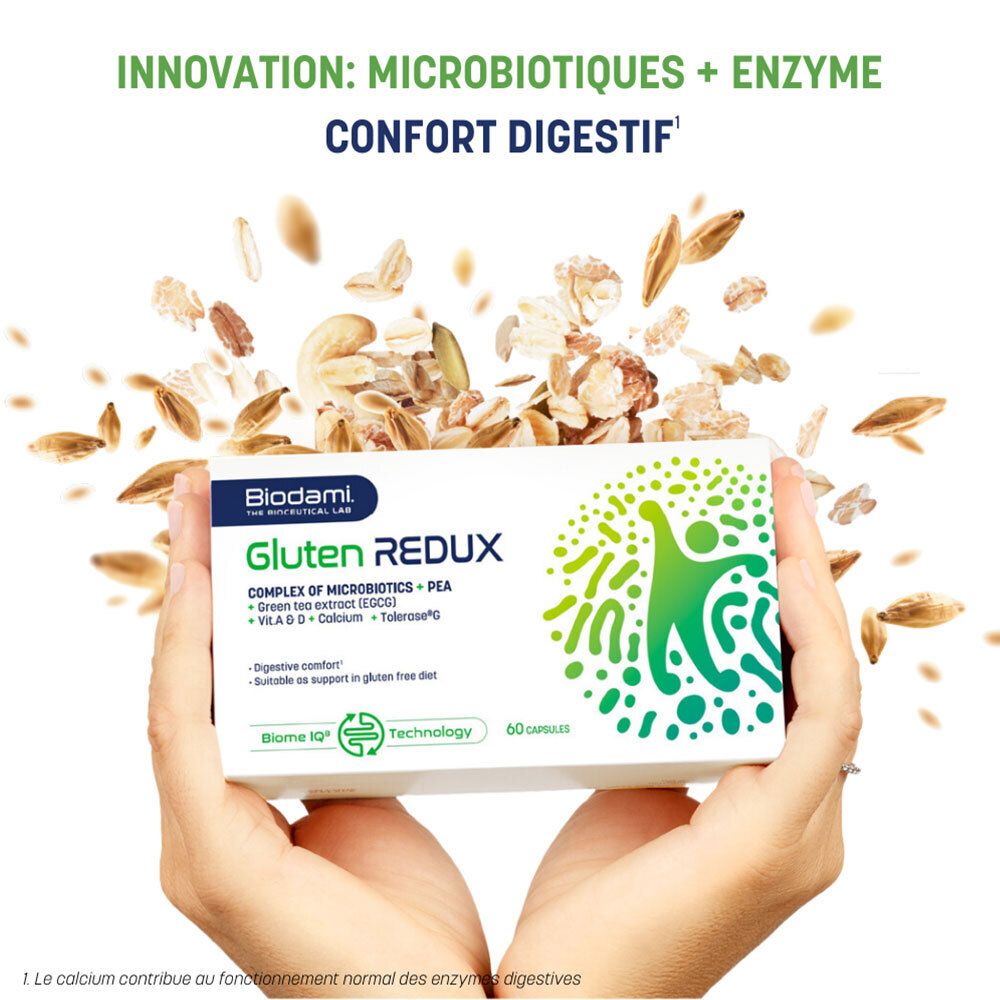 Mains tenant une boîte « Biodami Gluten Redux ». Contient 60 gélules. Inscription : « Complexe de microbiotiques + PEA + Extrait de thé vert + Vit. A & D + Calcium ».