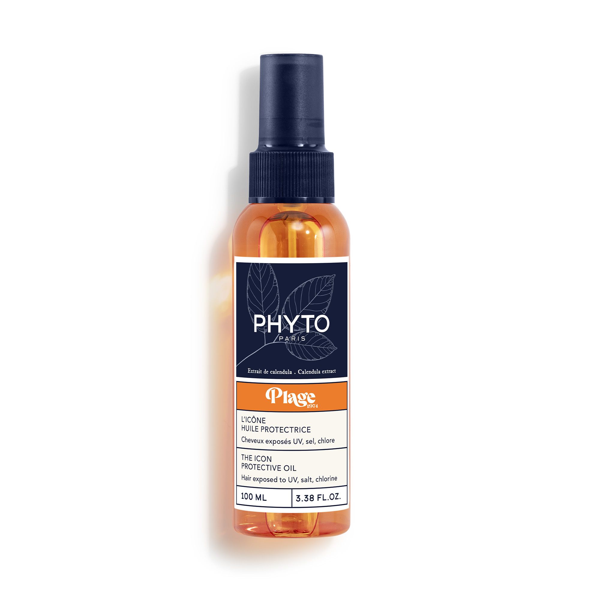 Flacon spray orange avec bouchon bleu. Étiquette avec informations produit et logo.