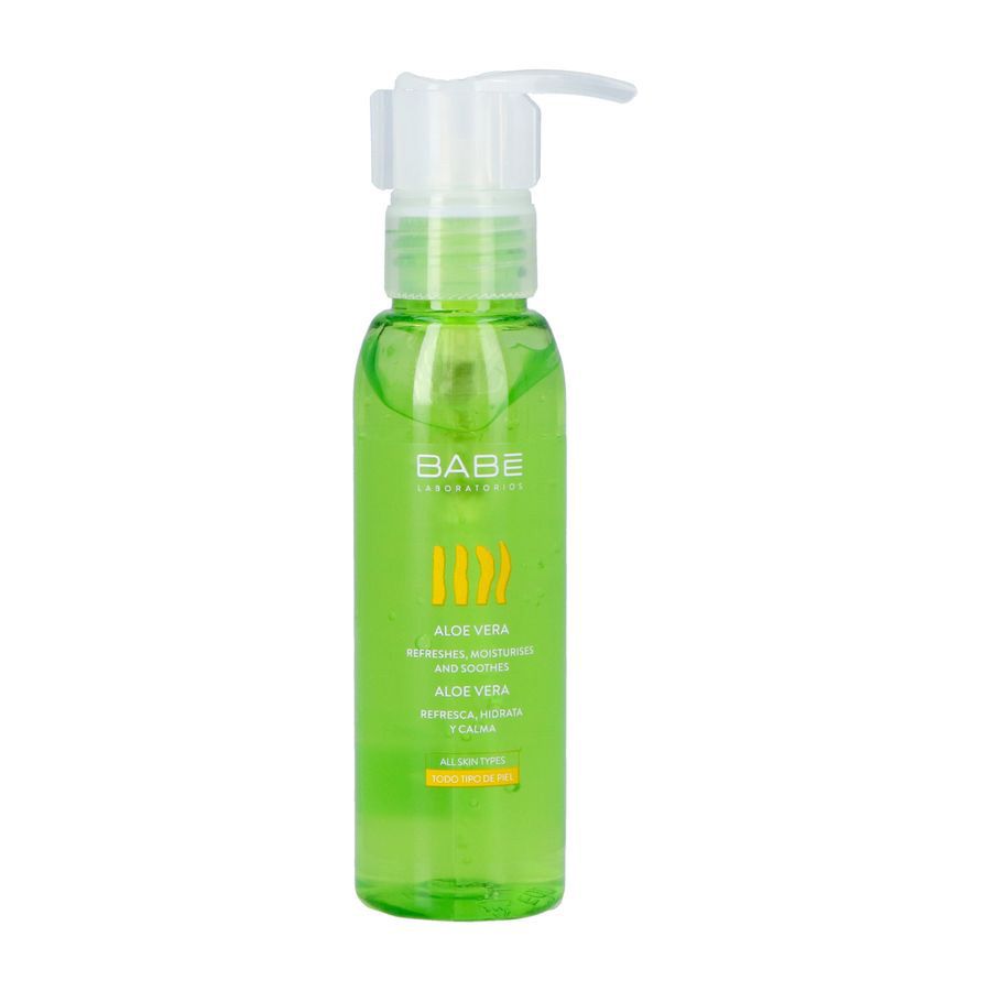 Flacon vert avec pompe. Logo BABÉ et inscription Aloe Vera. Contient un gel incolore. Pour tous types de peau.