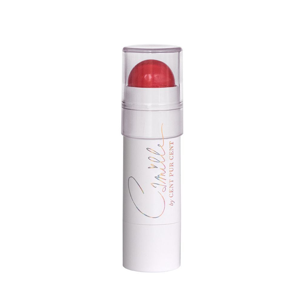 Stick de blush avec embout rouge et couvercle transparent. Stylo blanc avec inscription Camille by Cent Pur Cent.