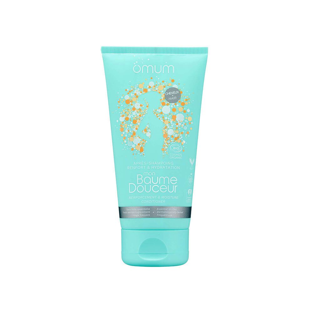 Tube turquoise avec impression du produit. "Omum" en haut. En dessous, "Mon Baume Douceur". Certification bio.