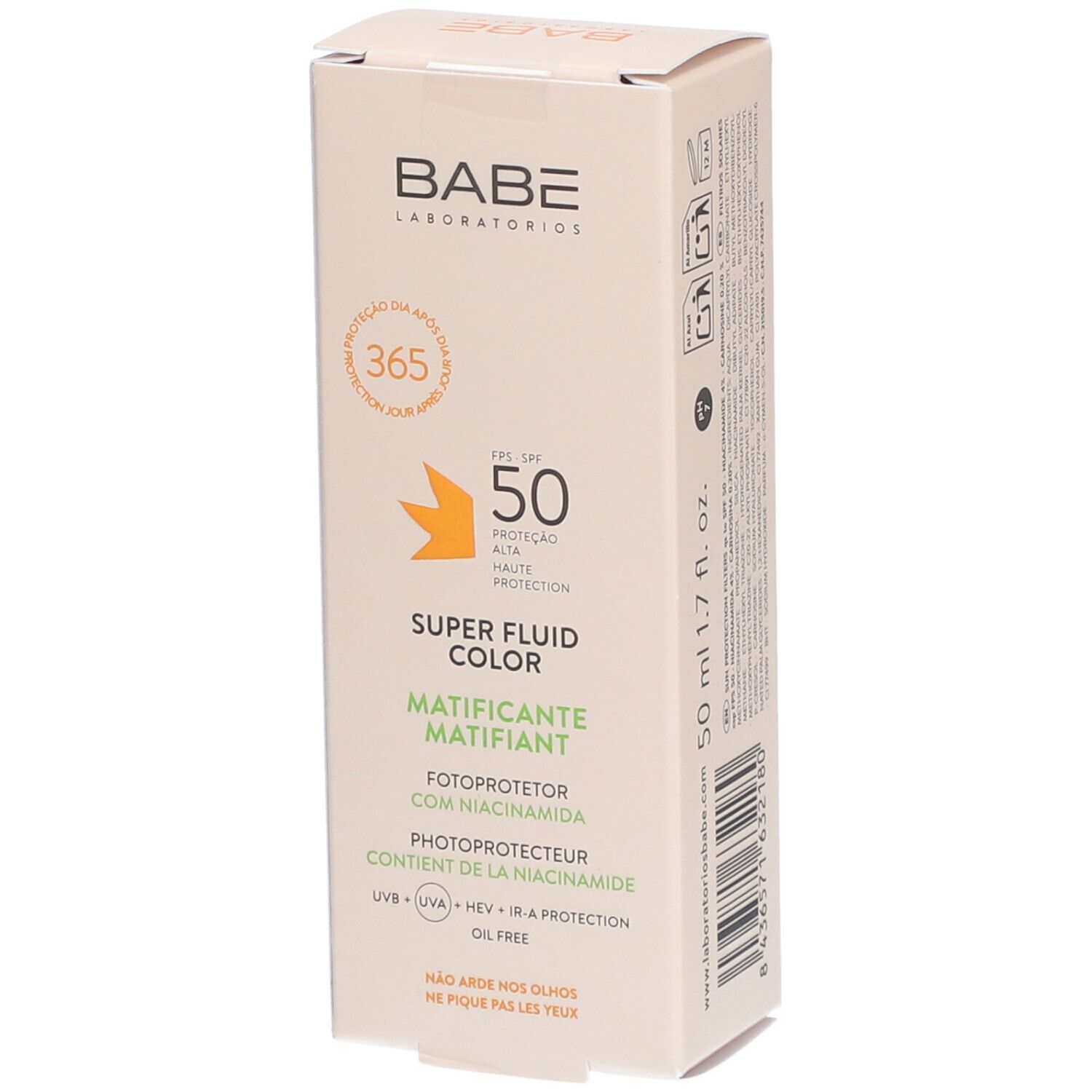 Boîte avec inscription: BABÉ, SPF 50, Super Fluid Color, Mattifying, écran solaire. 50 ml.