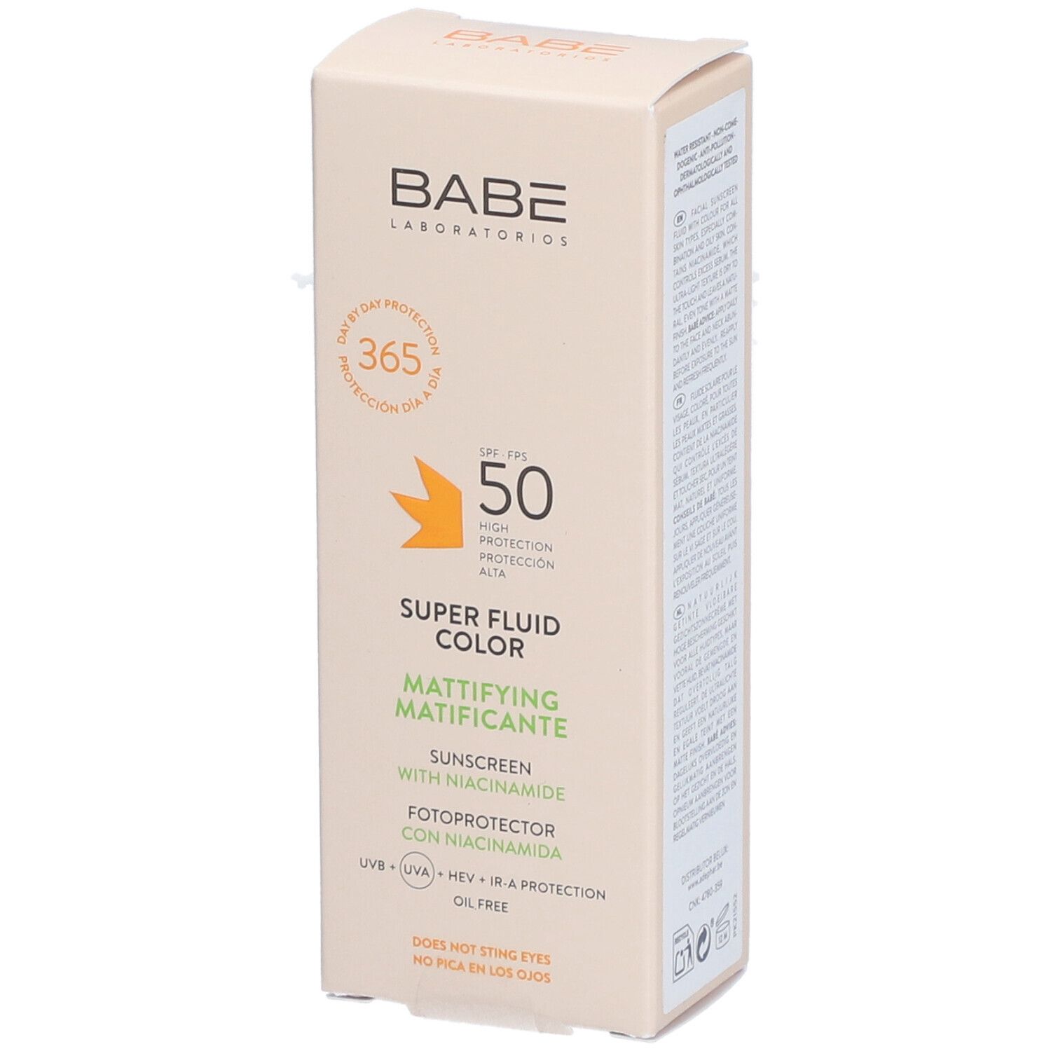 Boîte avec inscription: BABÉ, SPF 50, Super Fluid Color, Mattifying, écran solaire. 50 ml.