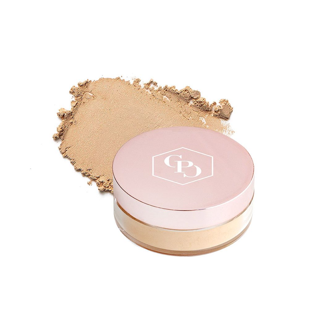 Cent Pur Cent Loose Mineral Foundation Medium 3.0. Pot de poudre libre et tas de poudre. Inscription : Cent Pur Cent.