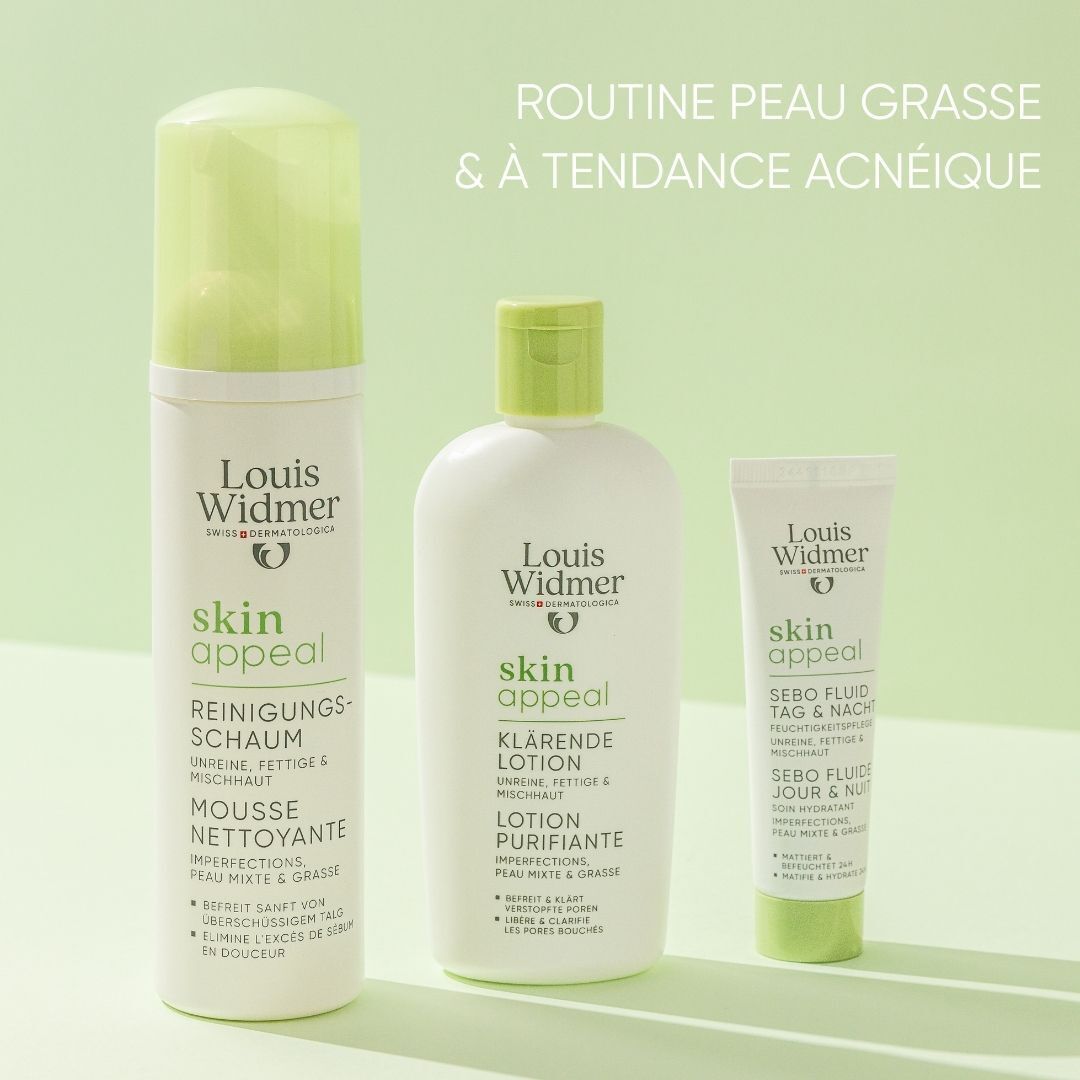 Femme avec peau. Texte Skin Appeal. Fond rose.