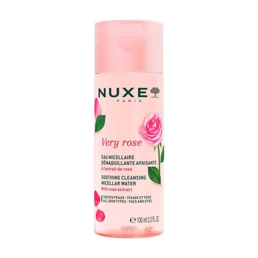 Bouteille d'eau micellaire Nuxe Very Rose, 200ml, avec des pétales de rose.