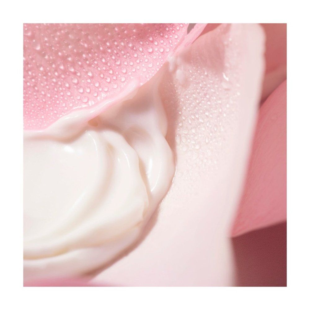 Arrière du flacon de lait démaquillant Nuxe Very Rose avec informations produit.
