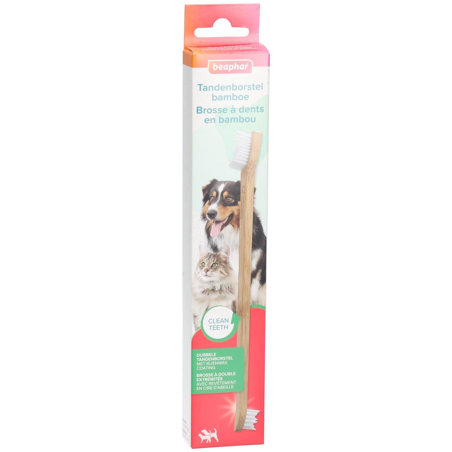 Brosse à dents en bambou dans son emballage. Marque Beaphar. Visuel chien et chat. Texte: Clean Teeth.