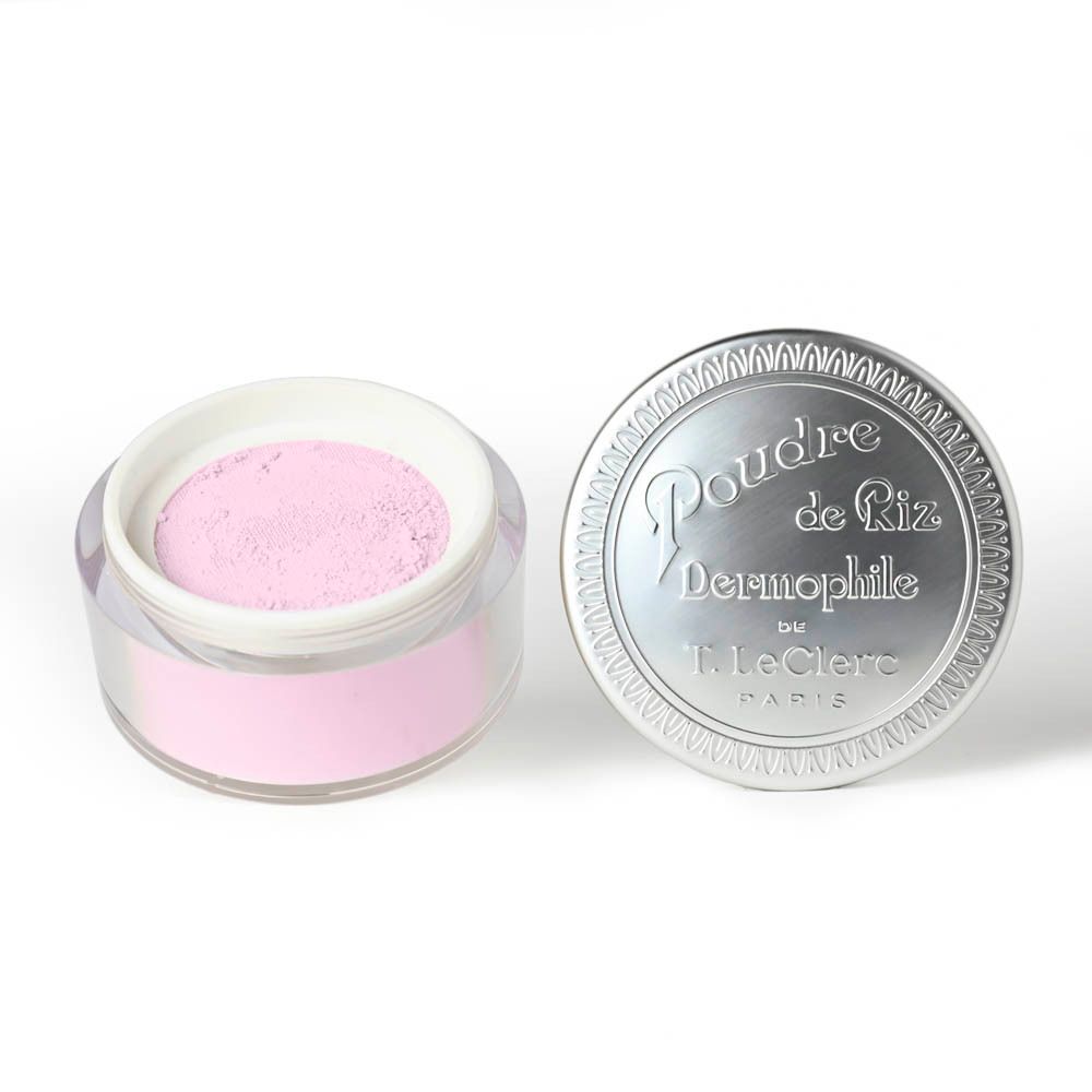 Boîtier rond argenté avec poudre rose. Inscription: Poudre de Riz Dermophile de T. LeClerc Paris. Couvercle ouvert.