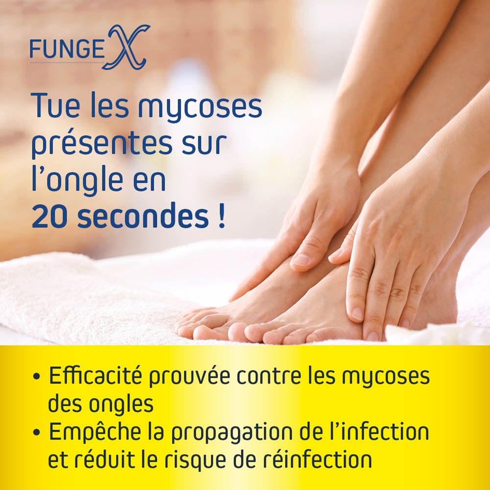 Pieds et texte : 'TUE LES MYCOSES...'. Avantages : efficacité, empêche la propagation, réduit le risque d'infection.