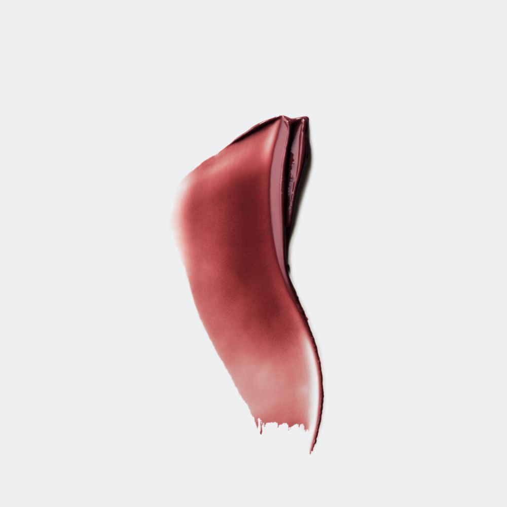 Échantillon de rouge à lèvres. La couleur est brun-rouge.