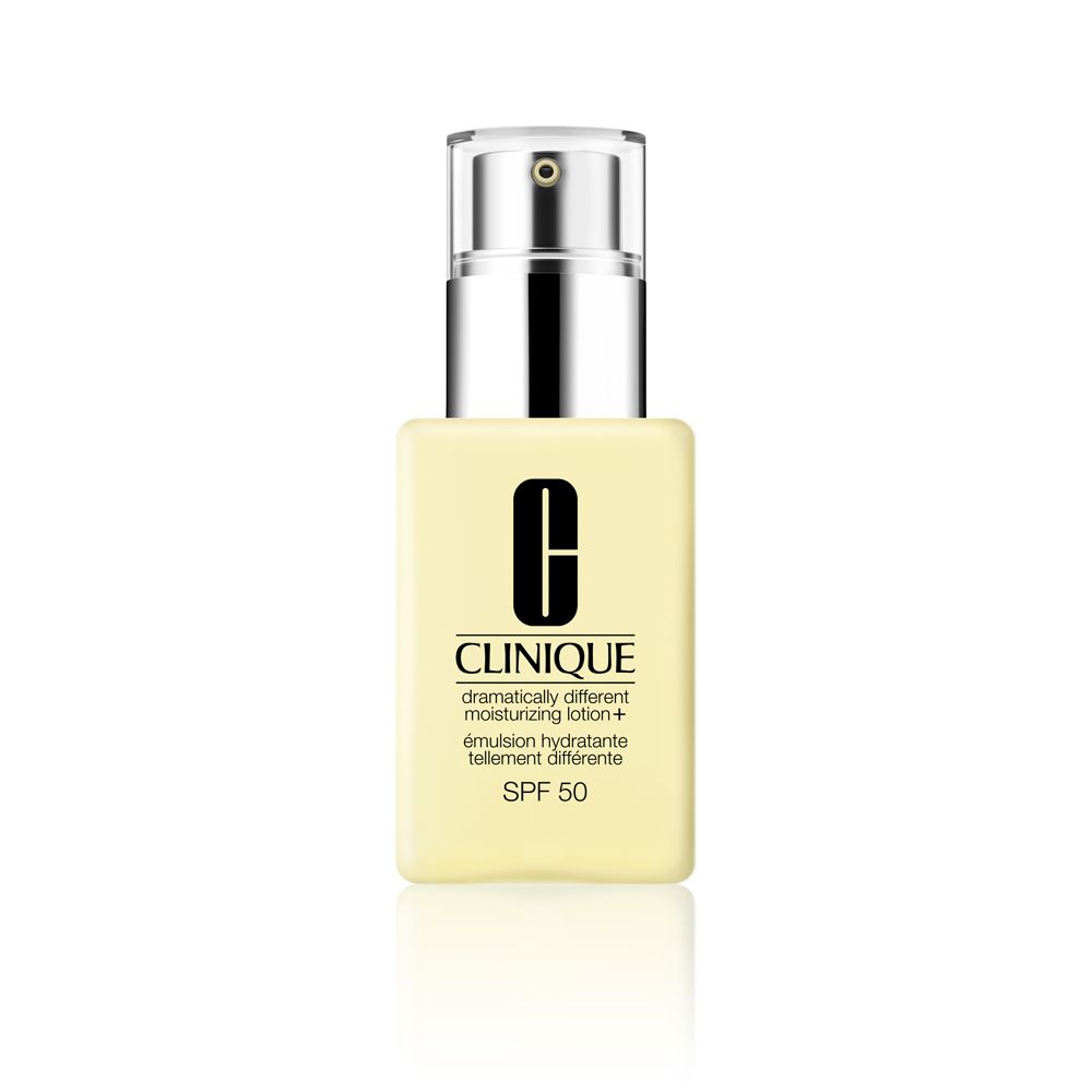 Flacon jaune avec bouchon argenté. Inscription : Clinique, Dramatically Different Moisturizing Lotion+ SPF 50.