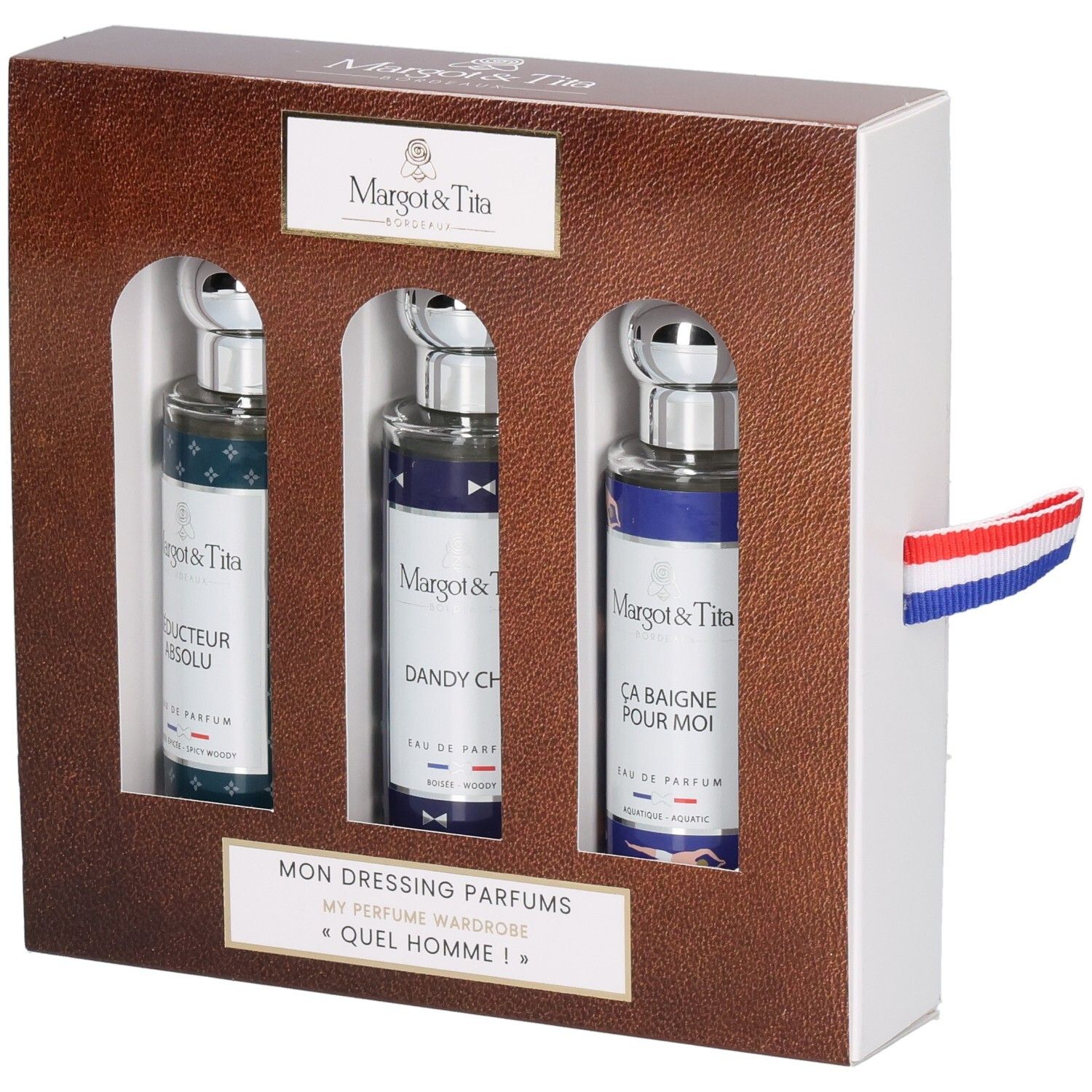 Coffret cadeau avec trois flacons de parfum. Boîte marron avec intérieur blanc. Ruban drapeau français.