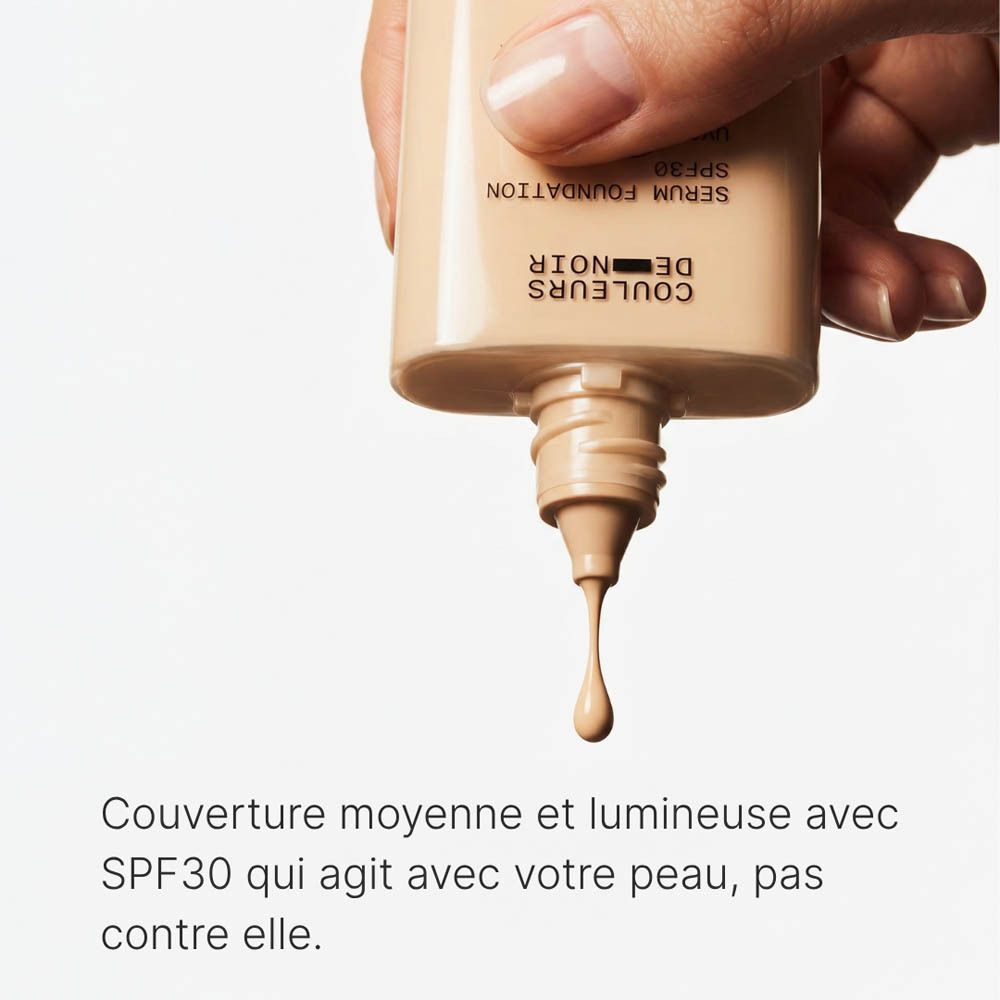 Côté de la boîte du Couleurs de Noir Sérum Fond de Teint SPF30 avec ingrédients.