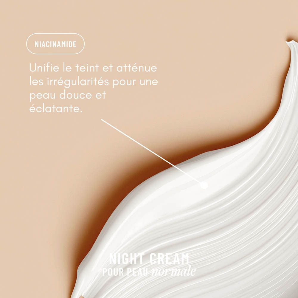 Gros plan crème, texte "Night Cream pour peau normale".