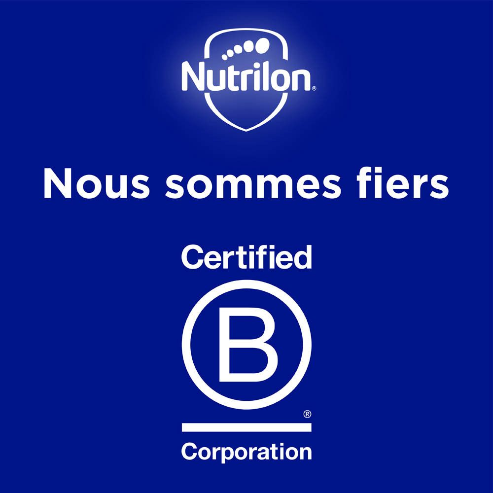 Femme avec bébé à l'extérieur. Informations sur 100% protéines végétales et sans lactose.