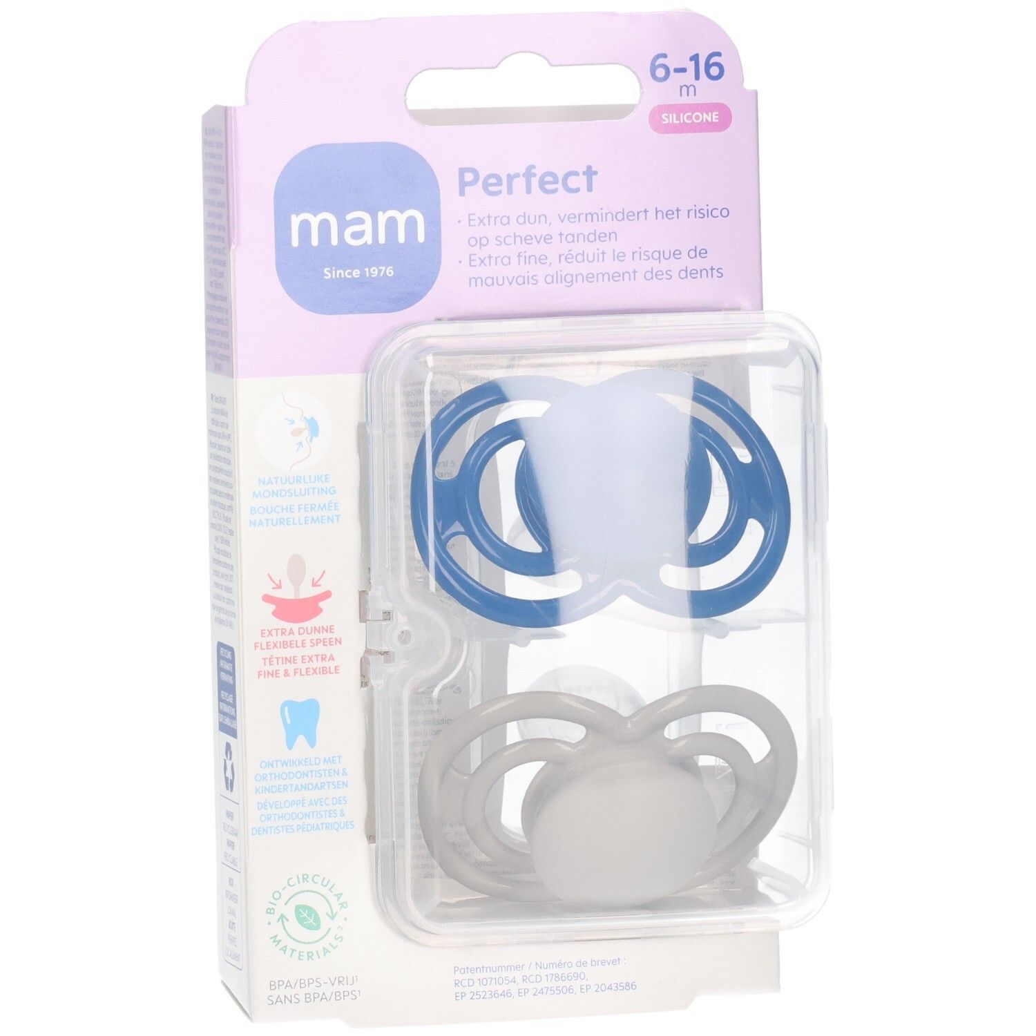 Emballage de deux sucettes en silicone bleues et grises. Marque MAM, Perfect, 6-16 mois. Emballage plastique.