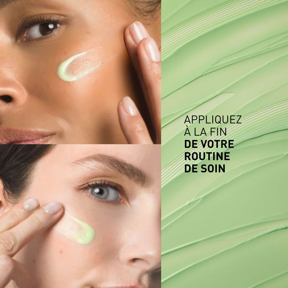Femmes appliquant crème verte. Texte : Appliquez à la fin de votre routine de soin.