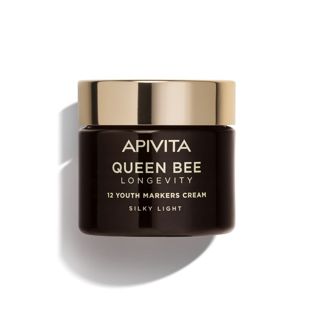 Pot de crème Apivita Queen Bee Longevity. Inscription: 12 Youth Markers Cream. Silky Light.