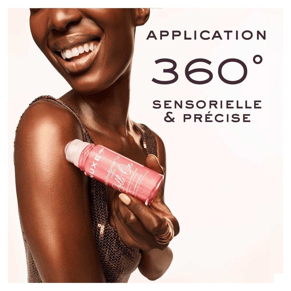 Flacon roll-on Nuxe Prodigieux Floral avec bouchon or rose.