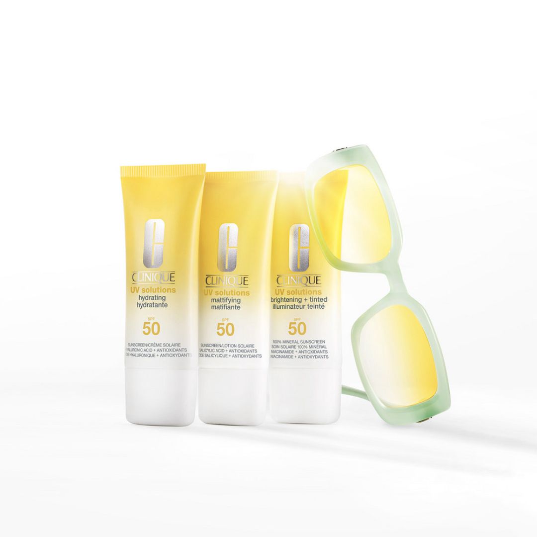Côté de la boîte de crème solaire Clinique avec descriptions produit multilingues.