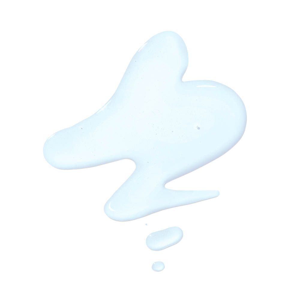 Un ensemble de trois produits de soins de la peau Clinique dans une boîte cadeau.