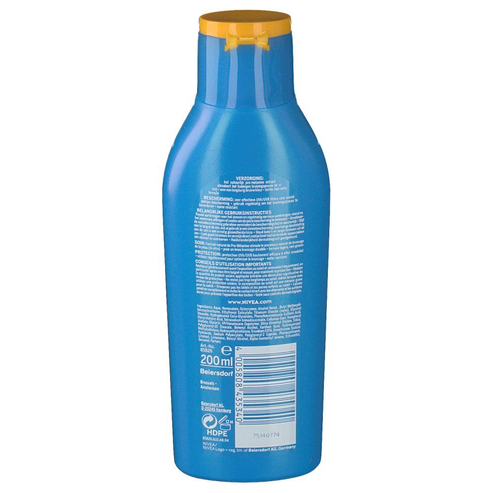 Dos du flacon bleu Nivea Sun Protect & Bronze SPF50. Texte et code-barres.