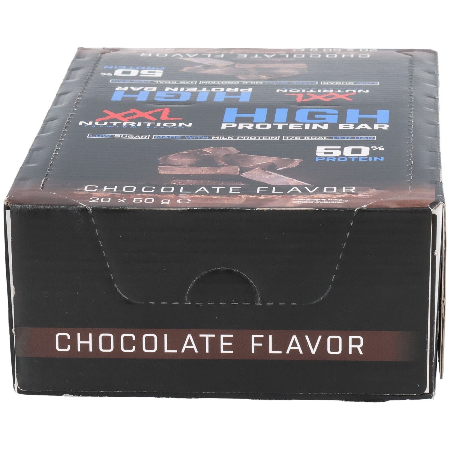 Boîte noire de barres protéinées XXL Nutrition. Inscription: Chocolate Flavor, High Protein Bar, 50% de protéines.